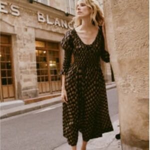 DOEN Kaira - Noir - Meadowsweet Floral Long Sleeve Dress